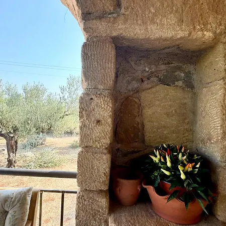 Feriehus Charming Stone House