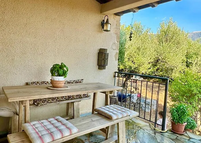 Σπίτι διακοπών Charming Stone House *